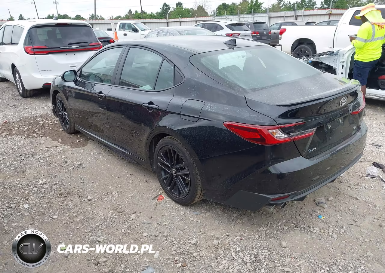 2025 Toyota Camry Se VIN:4T1DAACK1SU156069 - 3