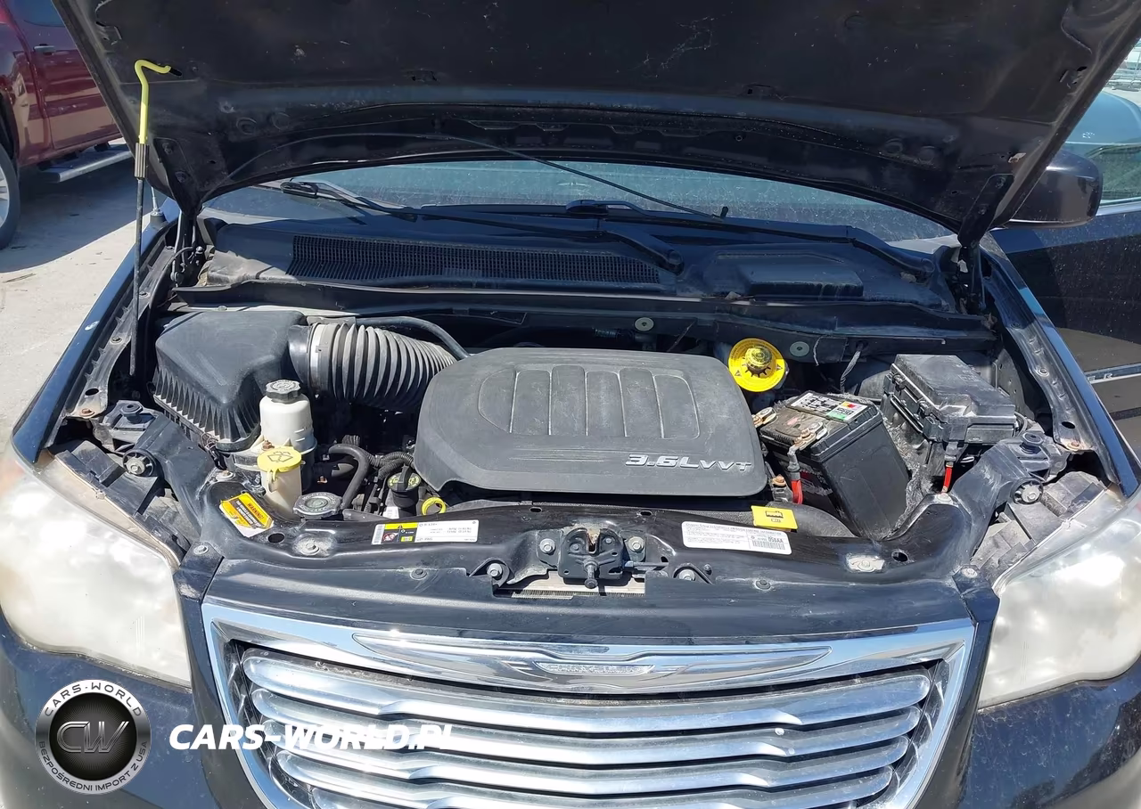 2014 Chrysler Town & Country Touring VIN:2C4RC1BG0ER224784 - 10