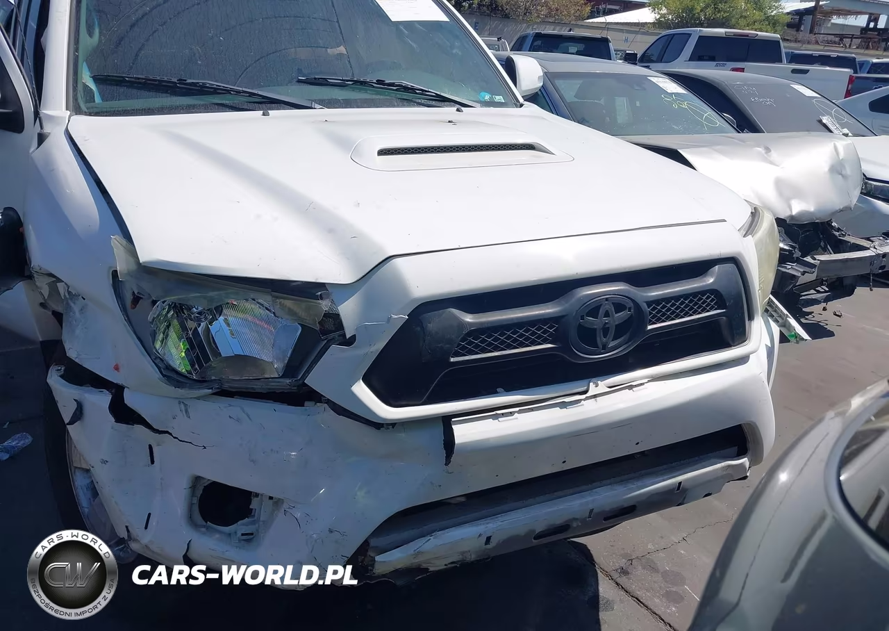 2015 Toyota Tacoma Prerunner V6 VIN:3TMKU4HN3FM043225 - 13