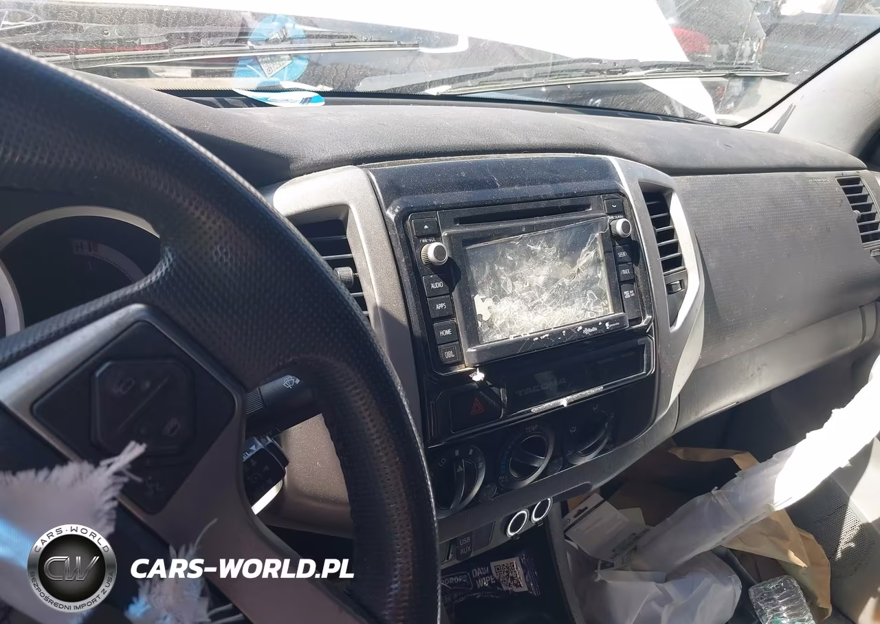 2015 Toyota Tacoma Prerunner V6 VIN:3TMKU4HN3FM043225 - 18