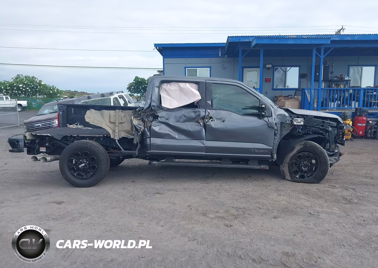 2025 Ford F-350 Lariat VIN:1FT8W3BTXSEC77478 - 13