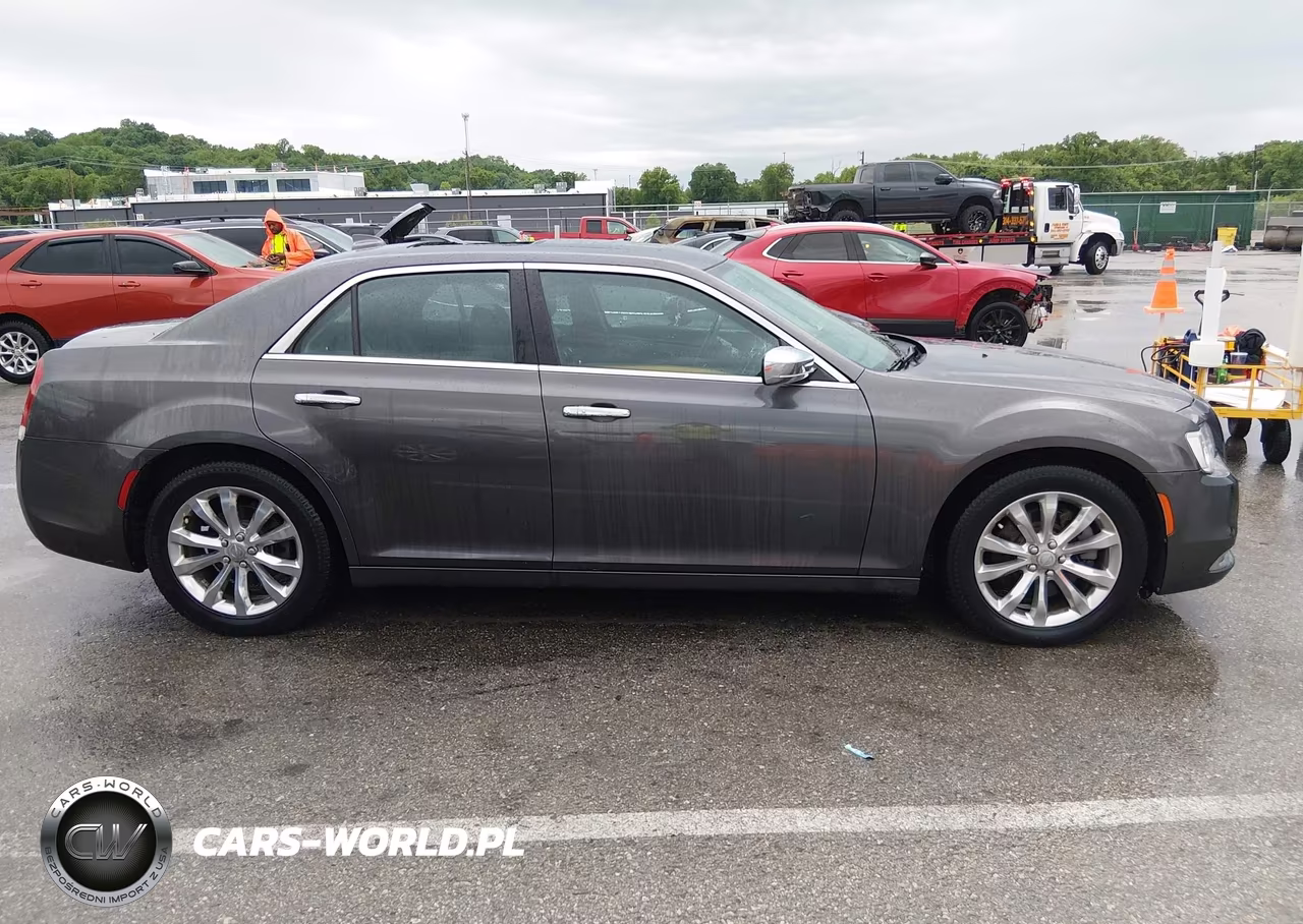 2016 Chrysler 300C Awd VIN:2C3CCAKG3GH213250 - 13