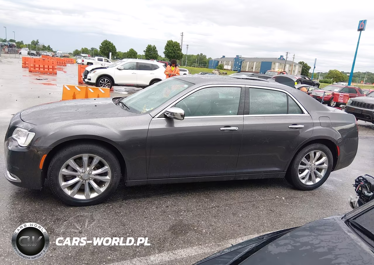 2016 Chrysler 300C Awd VIN:2C3CCAKG3GH213250 - 14