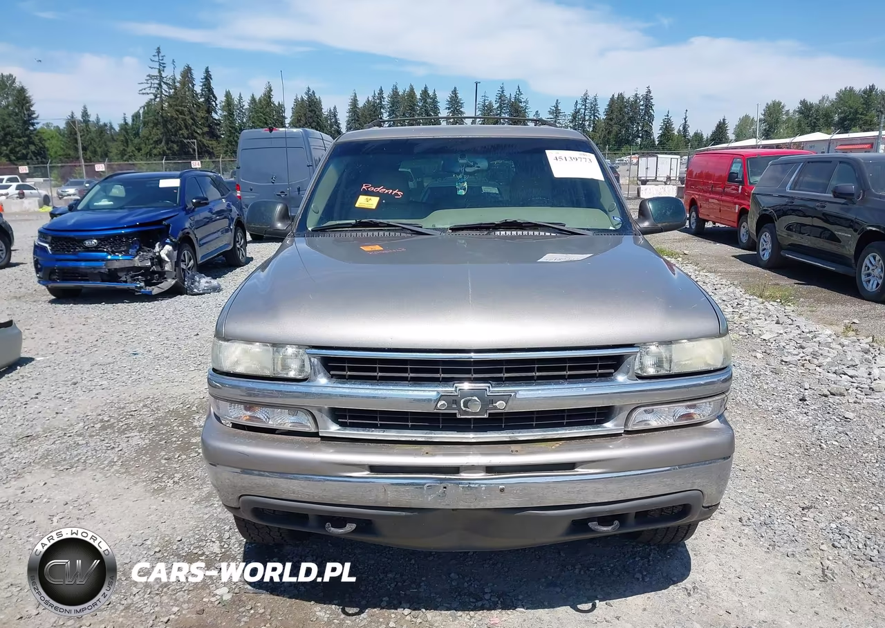 2003 Chevrolet Tahoe Ls VIN:1GNEK13T83J133638 - 12