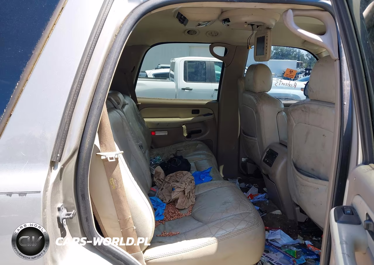 2003 Chevrolet Tahoe Ls VIN:1GNEK13T83J133638 - 18