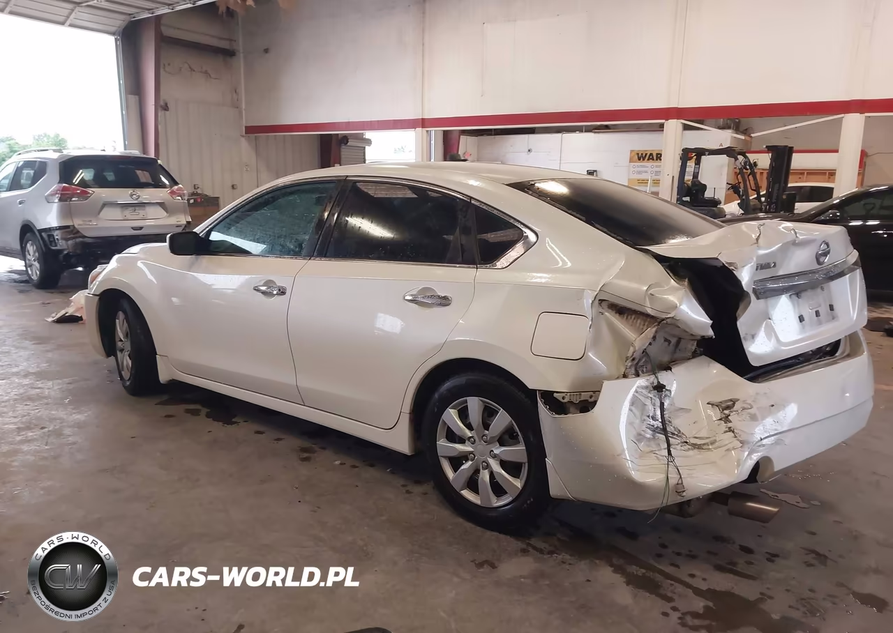2015 Nissan Altima 2.5 S VIN:1N4AL3AP8FC468127 - 3