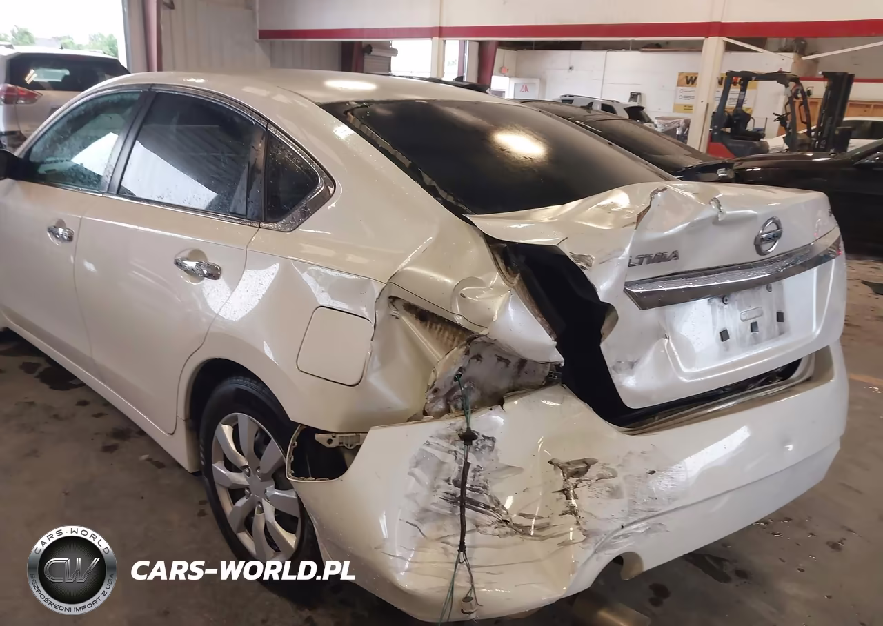 2015 Nissan Altima 2.5 S VIN:1N4AL3AP8FC468127 - 6
