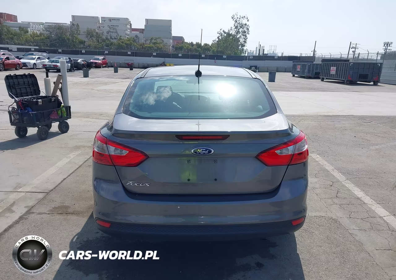2014 Ford Focus S VIN:1FADP3E21EL341489 - 16