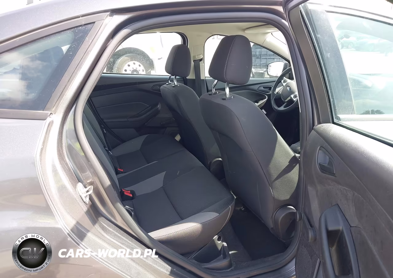 2014 Ford Focus S VIN:1FADP3E21EL341489 - 8