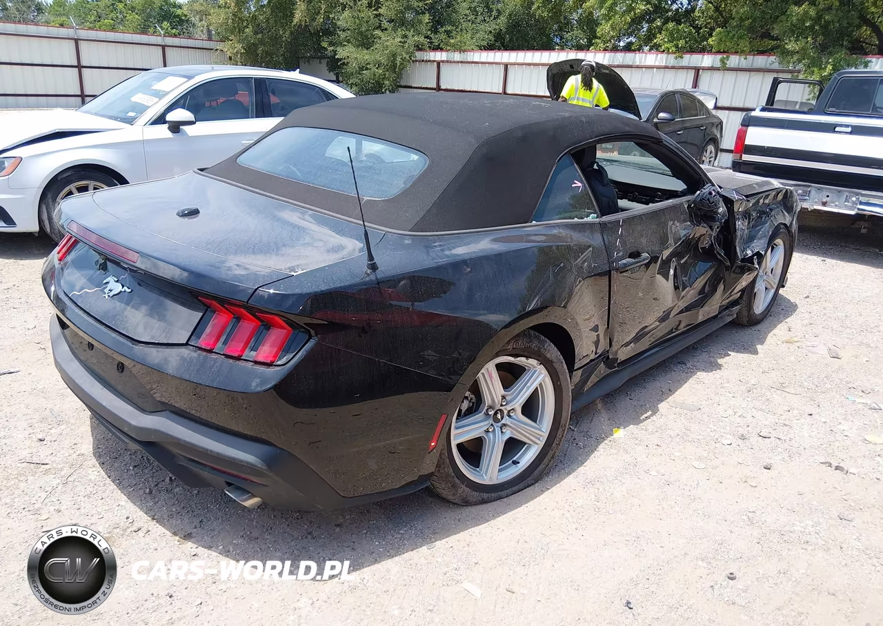 2026 Ford Mustang Ecoboost Premium VIN:1FAGP8UH4T5117893 - 4