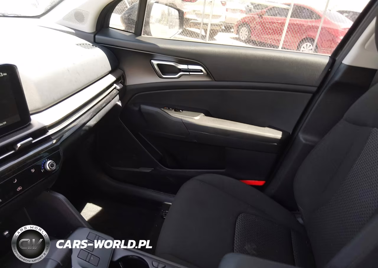 2026 Kia Sportage Lx VIN:5XYK23DF9TG408448 - 5