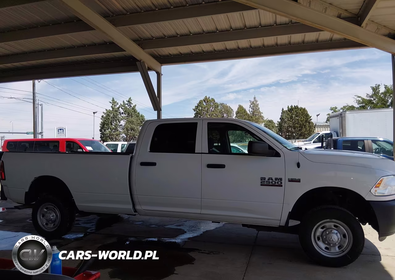 2016 Ram 2500 Tradesman VIN:3C6TR5HT4GG323267 - 13