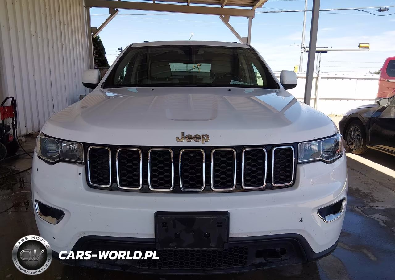 2019 Jeep Grand Cherokee Laredo E 4X4 VIN:1C4RJFAG6KC782423 - 12