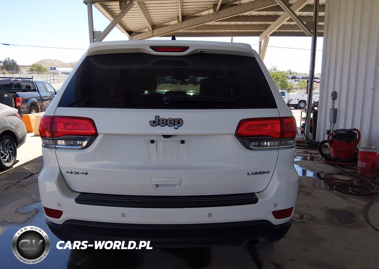 2019 Jeep Grand Cherokee Laredo E 4X4 VIN:1C4RJFAG6KC782423 - 16
