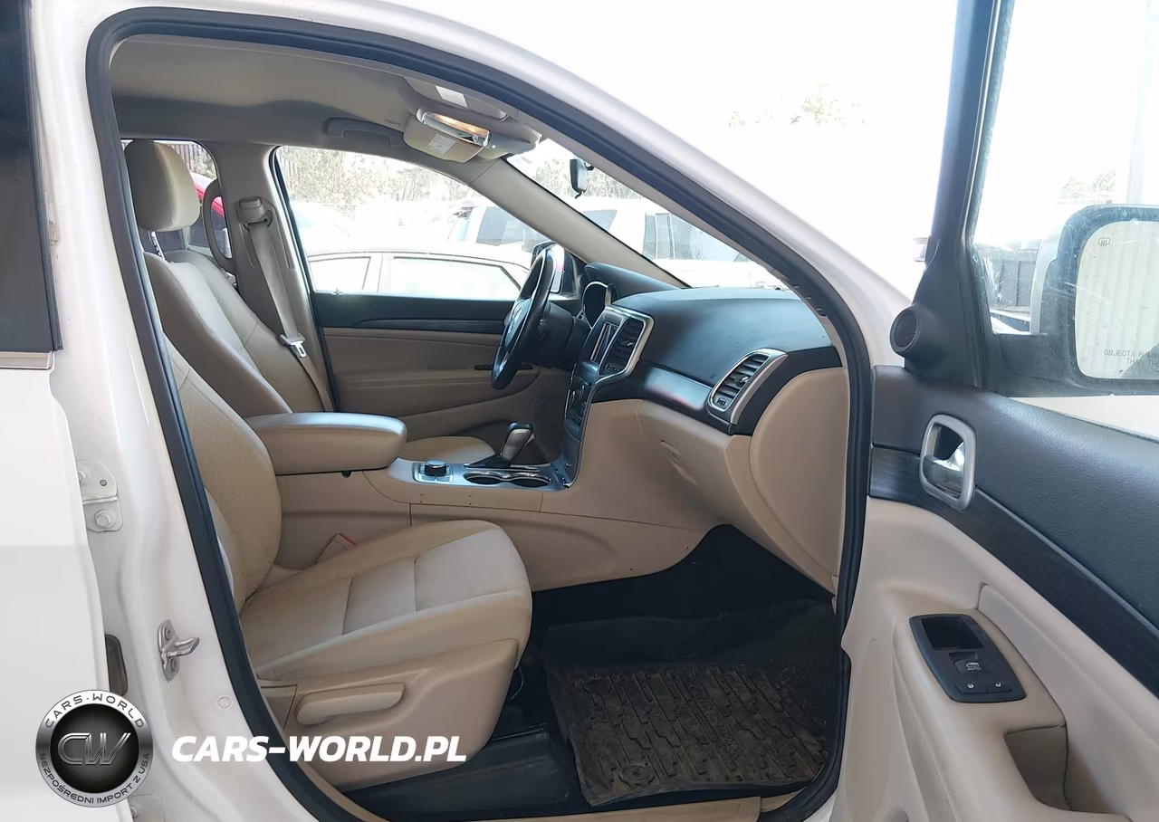 2019 Jeep Grand Cherokee Laredo E 4X4 VIN:1C4RJFAG6KC782423 - 5