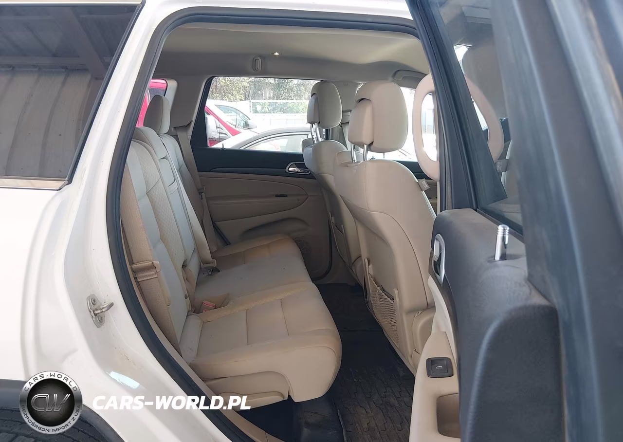 2019 Jeep Grand Cherokee Laredo E 4X4 VIN:1C4RJFAG6KC782423 - 8
