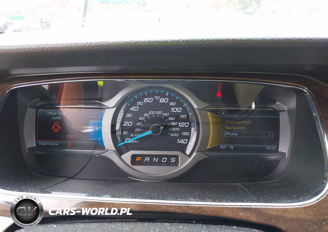 2017 Ford Taurus Limited VIN:1FAHP2F82HG127901 - 7