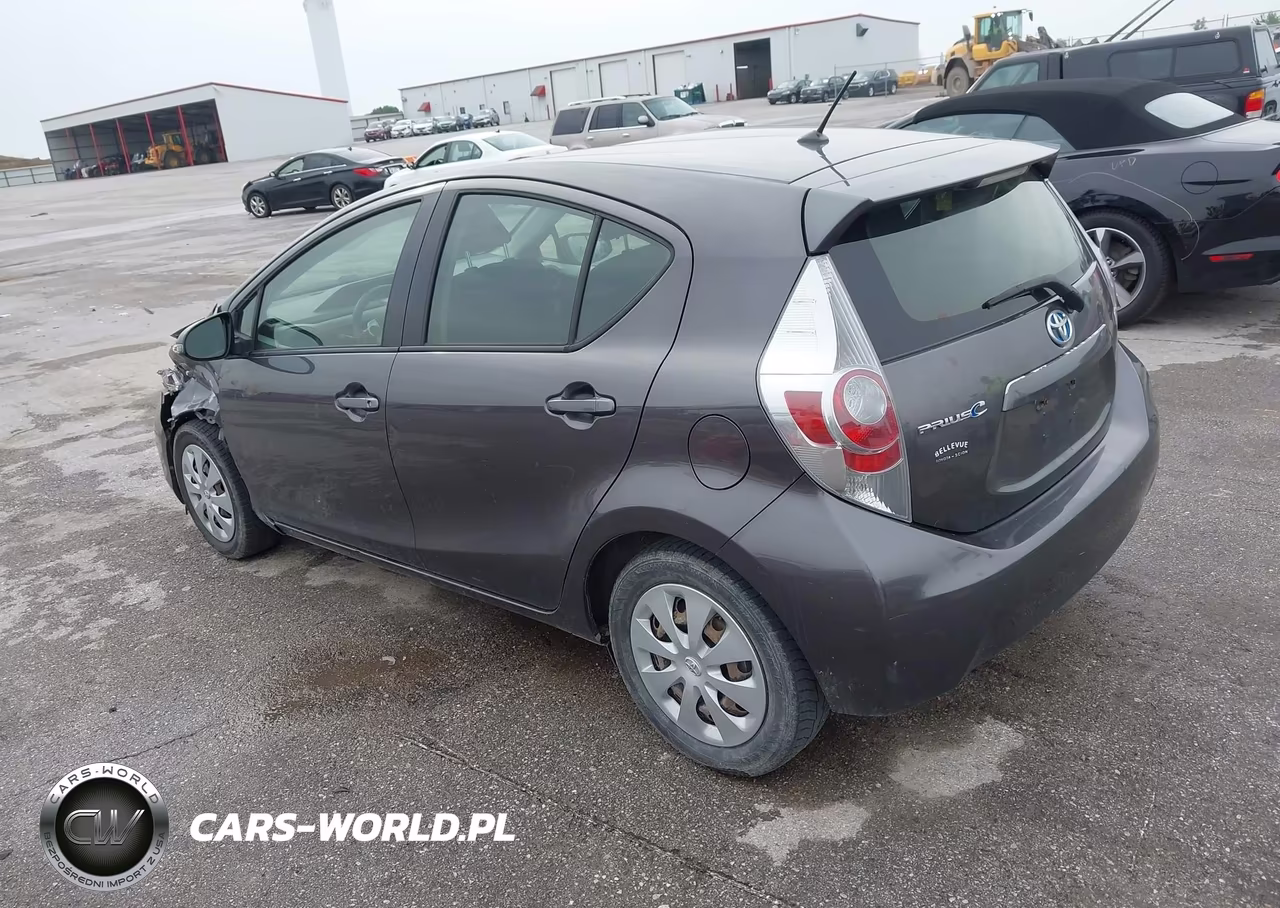 2012 Toyota Prius C Two VIN:JTDKDTB32C1527106 - 3