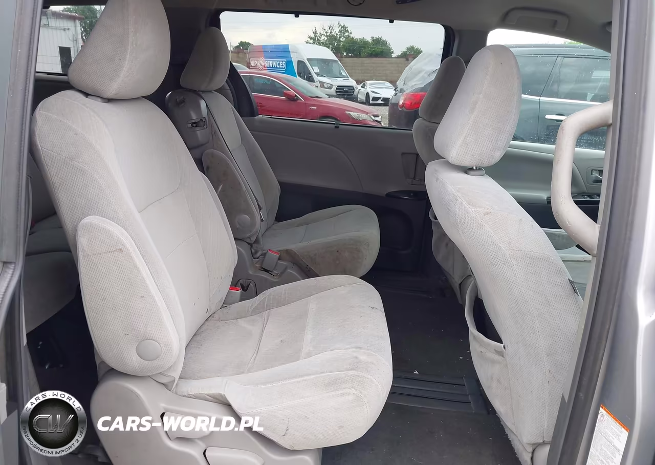 2016 Toyota Sienna Le 8 Passenger VIN:5TDKK3DCXGS740140 - 5