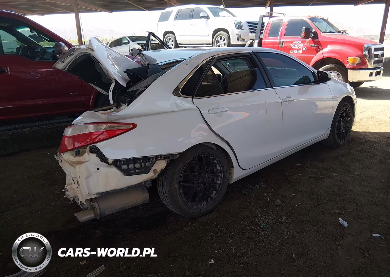 2017 Toyota Camry Se VIN:4T1BF1FK7HU324617 - 4