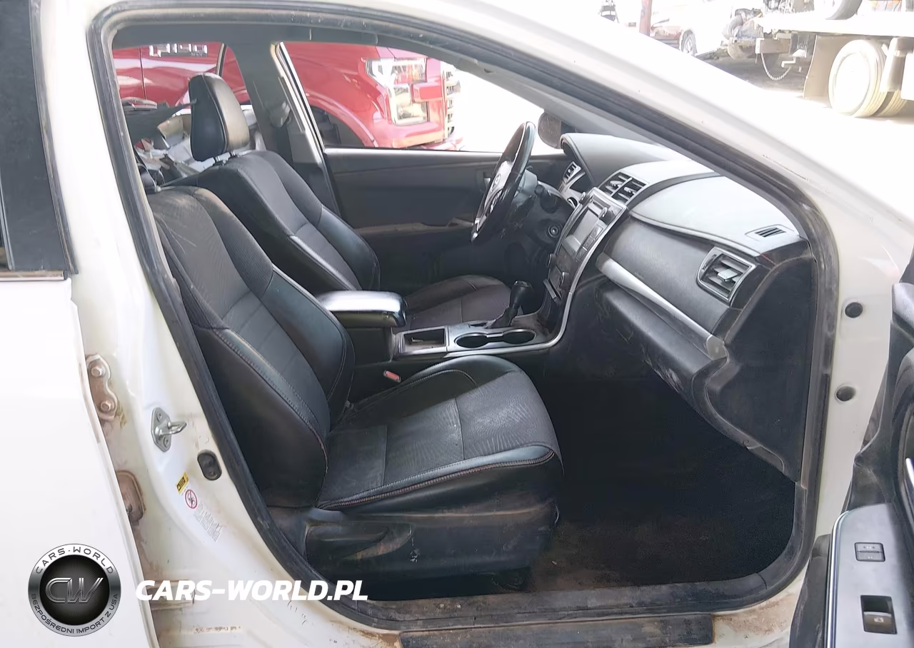 2017 Toyota Camry Se VIN:4T1BF1FK7HU324617 - 5