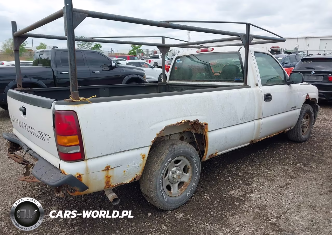 2000 Chevrolet Silverado 1500 VIN:1GCEC14V7YE261763 - 4