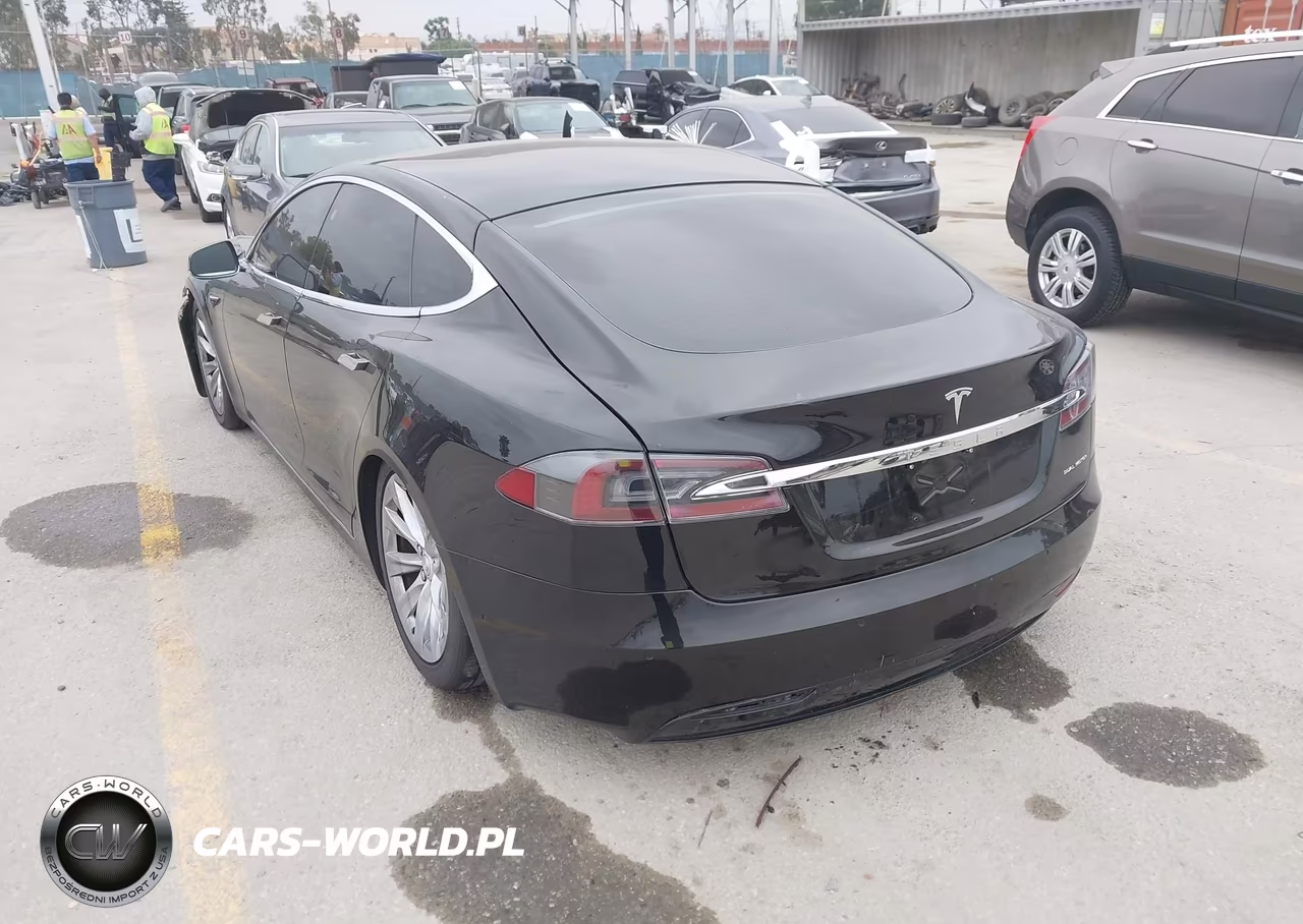 2020 Tesla Model S Long Range Dual Motor All-Wheel Drive-Long Range Plus Dual Motor All-Wheel Drive VIN:5YJSA1E26LF363043 - 3