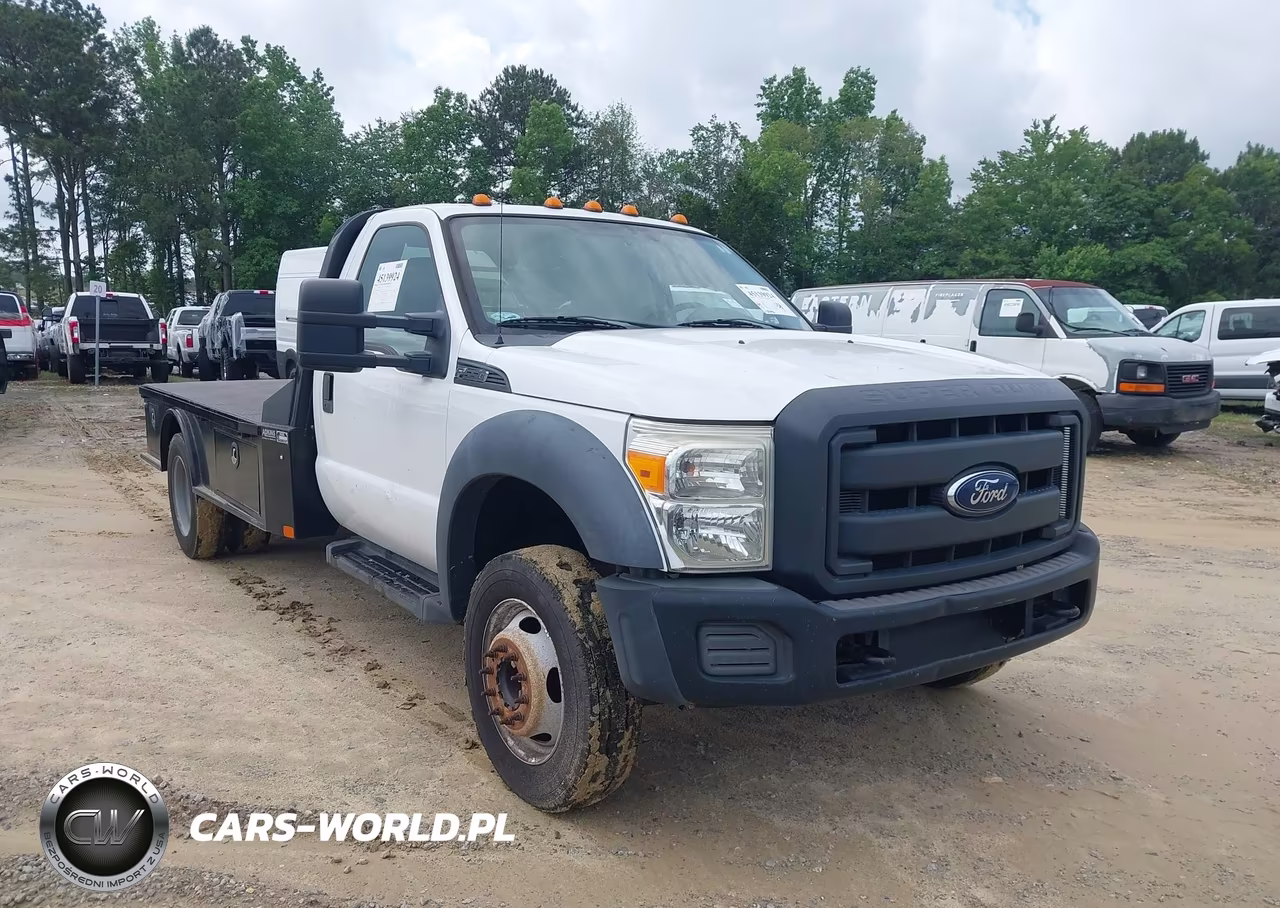 2013 Ford F-550 Chassis Xl