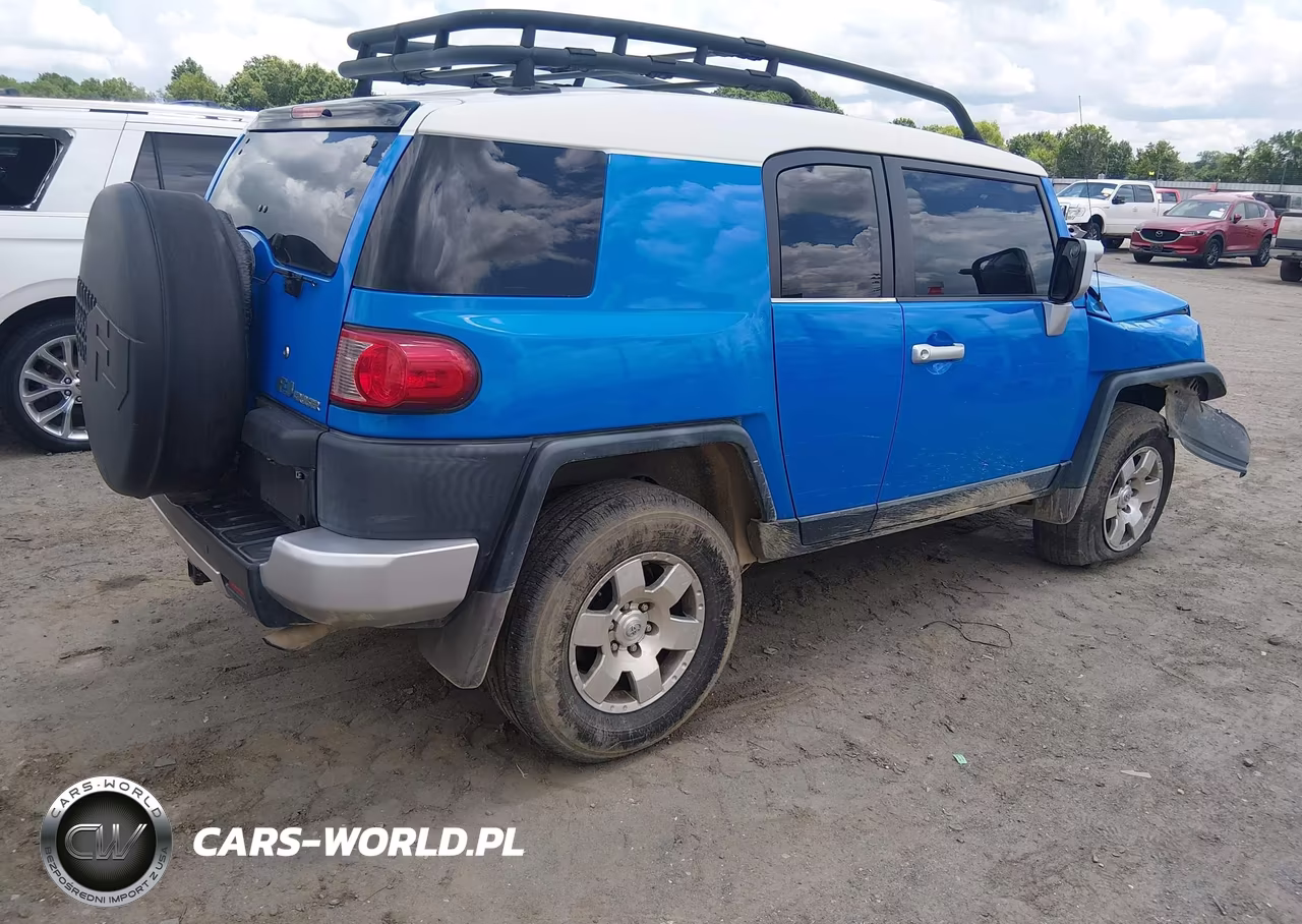 2007 Toyota Fj Cruiser VIN:JTEBU11F670098897 - 4