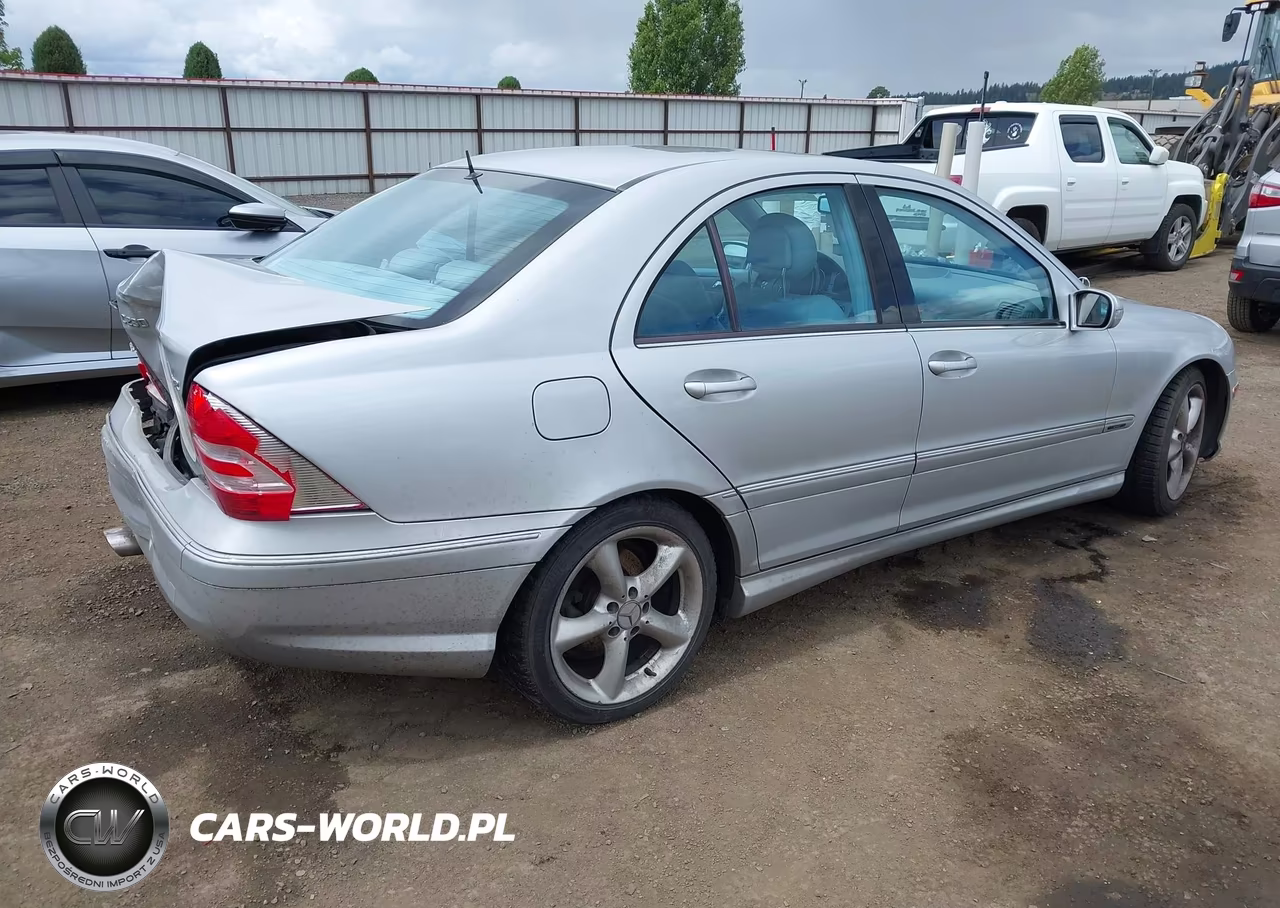 2005 Mercedes-Benz C 230 Kompressor Sport VIN:WDBRF40J65A788837 - 4