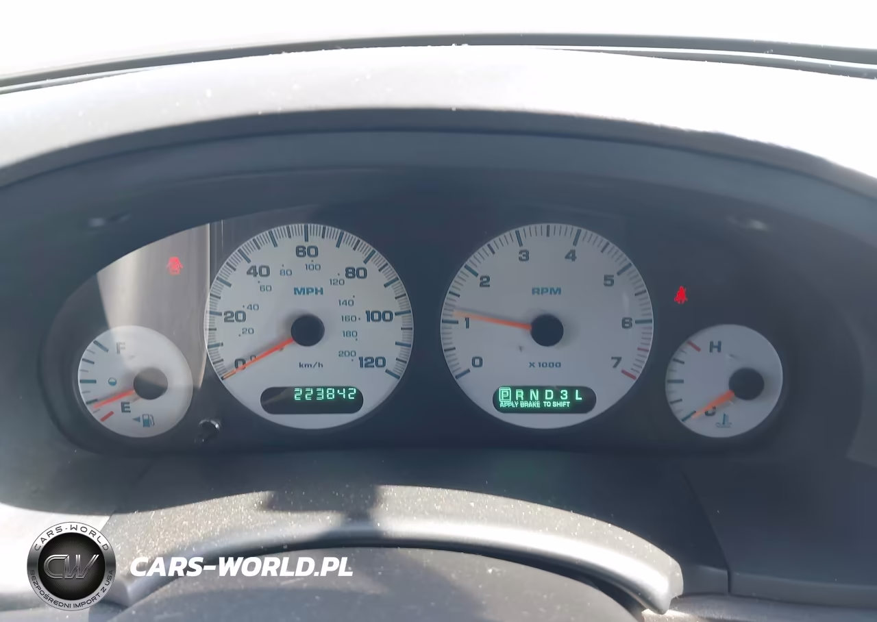2004 Chrysler Town & Country Lx VIN:2C4GP44R24R617695 - 7