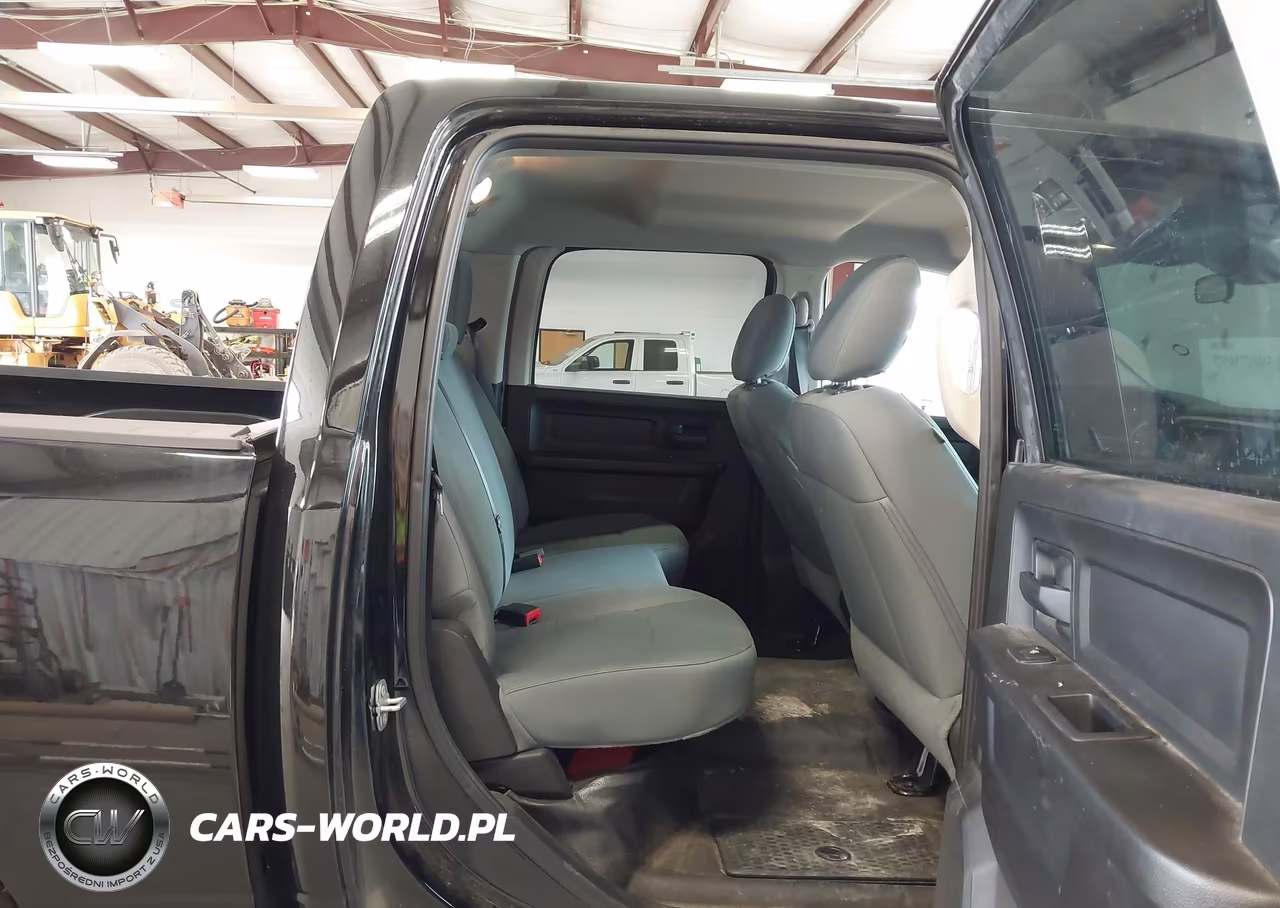 2019 Ram 1500 Classic Tradesman 4X4 5'7 Box VIN:1C6RR7KG7KS651446 - 8
