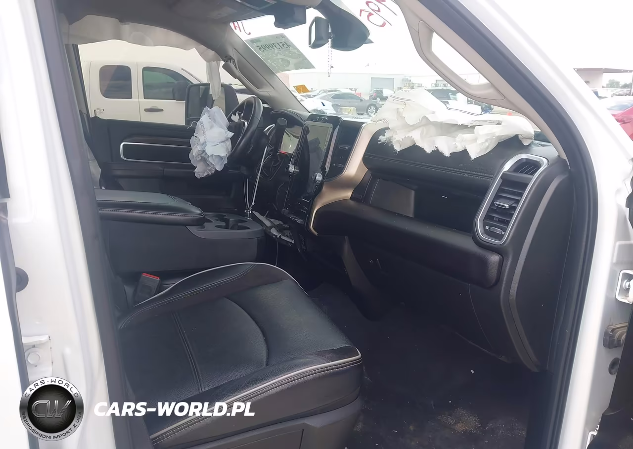 2023 Ram 2500 Laramie 4X4 6'4 Box VIN:3C6UR5FL3PG588429 - 5