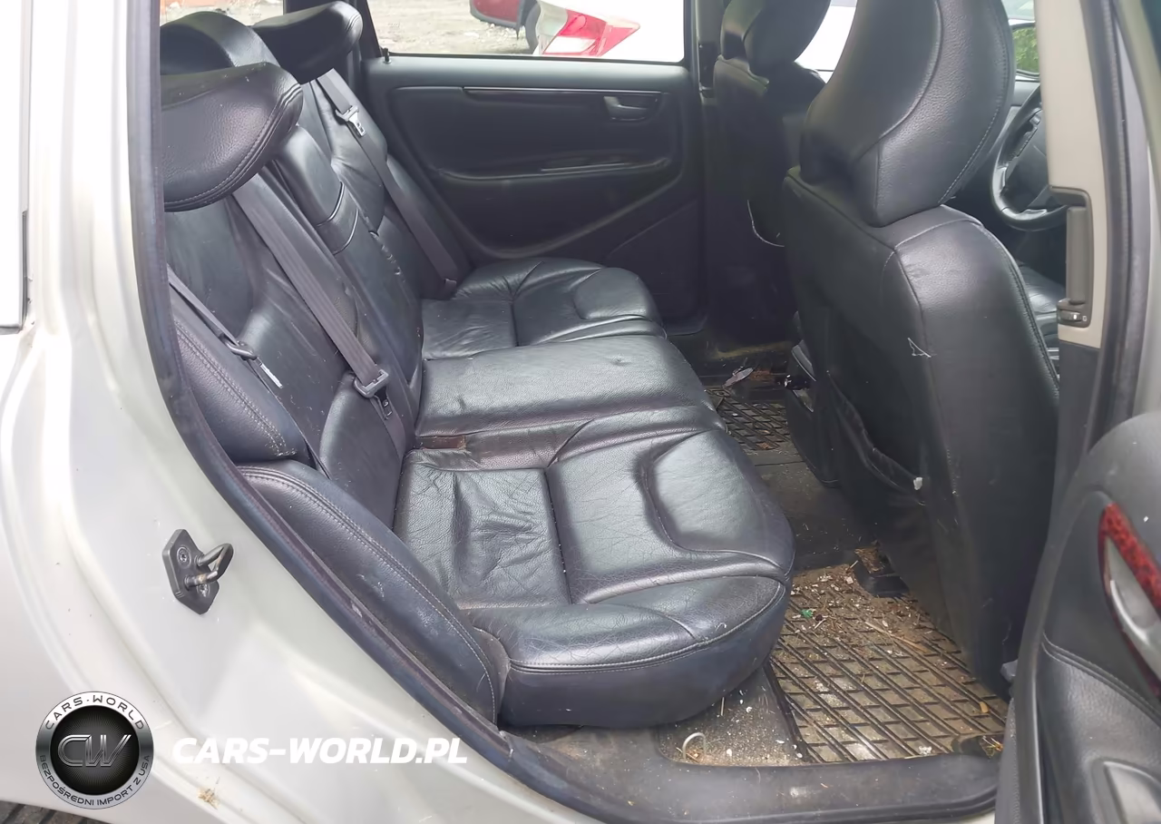 2003 Volvo V70 2.4 VIN:YV1SW61T132295325 - 8