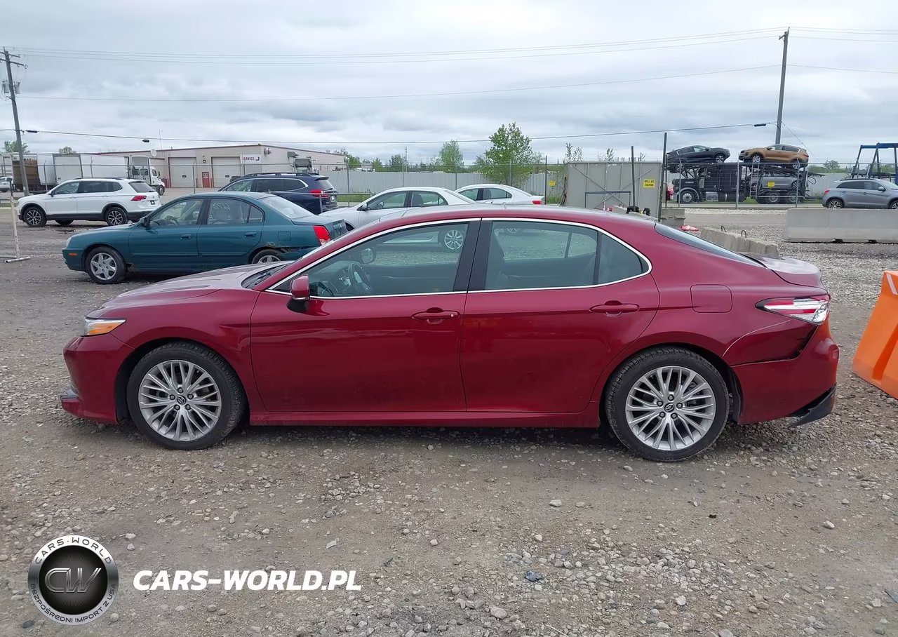 2018 Toyota Camry Xle VIN:4T1B11HK3JU658872 - 14