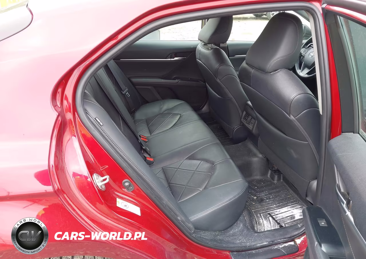 2018 Toyota Camry Xle VIN:4T1B11HK3JU658872 - 8