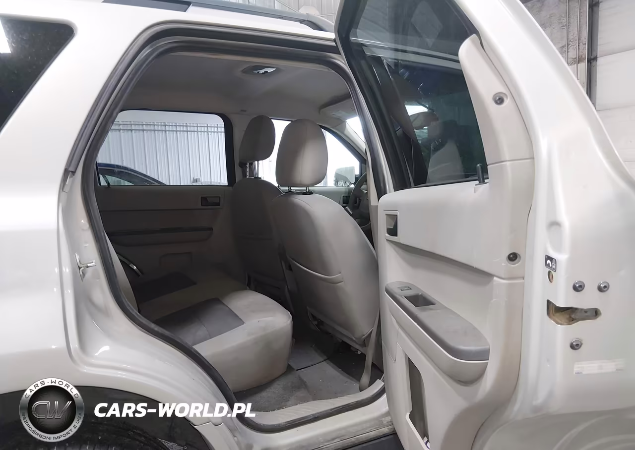 2008 Ford Escape Xlt VIN:1FMCU93188KB46197 - 8