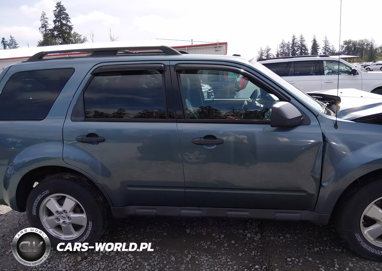 2010 Ford Escape Xlt VIN:1FMCU9DG9AKD15605 - 13