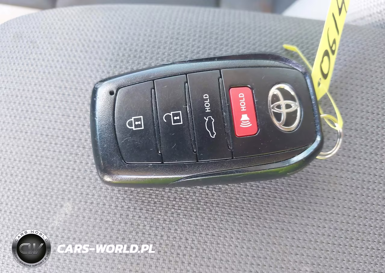 2024 Toyota Corolla Le VIN:5YFB4MDE6RP110614 - 11