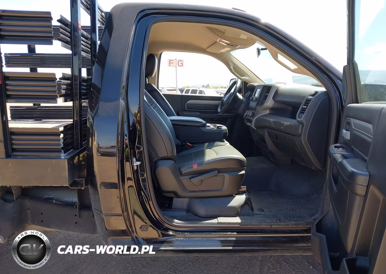 2019 Ram 3500 Tradesman 4X2 8' Box VIN:3C7WR2AJ8KG628778 - 5