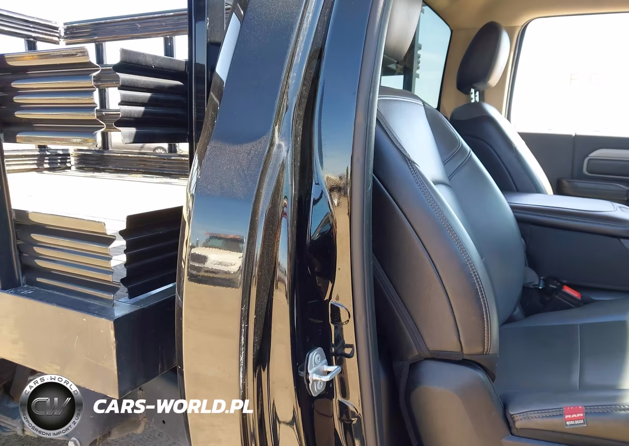 2019 Ram 3500 Tradesman 4X2 8' Box VIN:3C7WR2AJ8KG628778 - 8