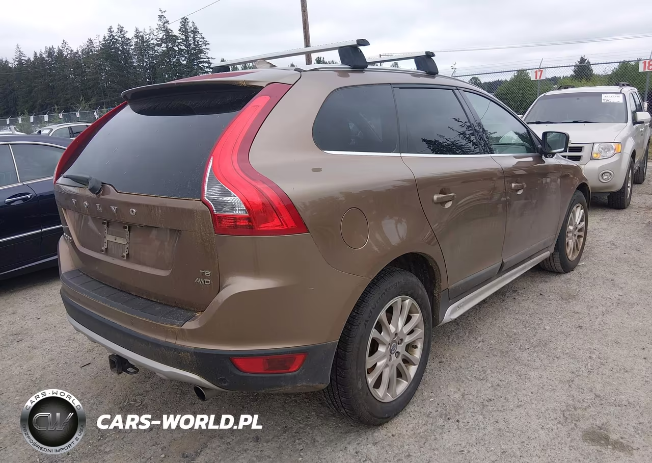 2010 Volvo Xc60 T6-T6 R-Design VIN:YV4992DZ3A2019453 - 4
