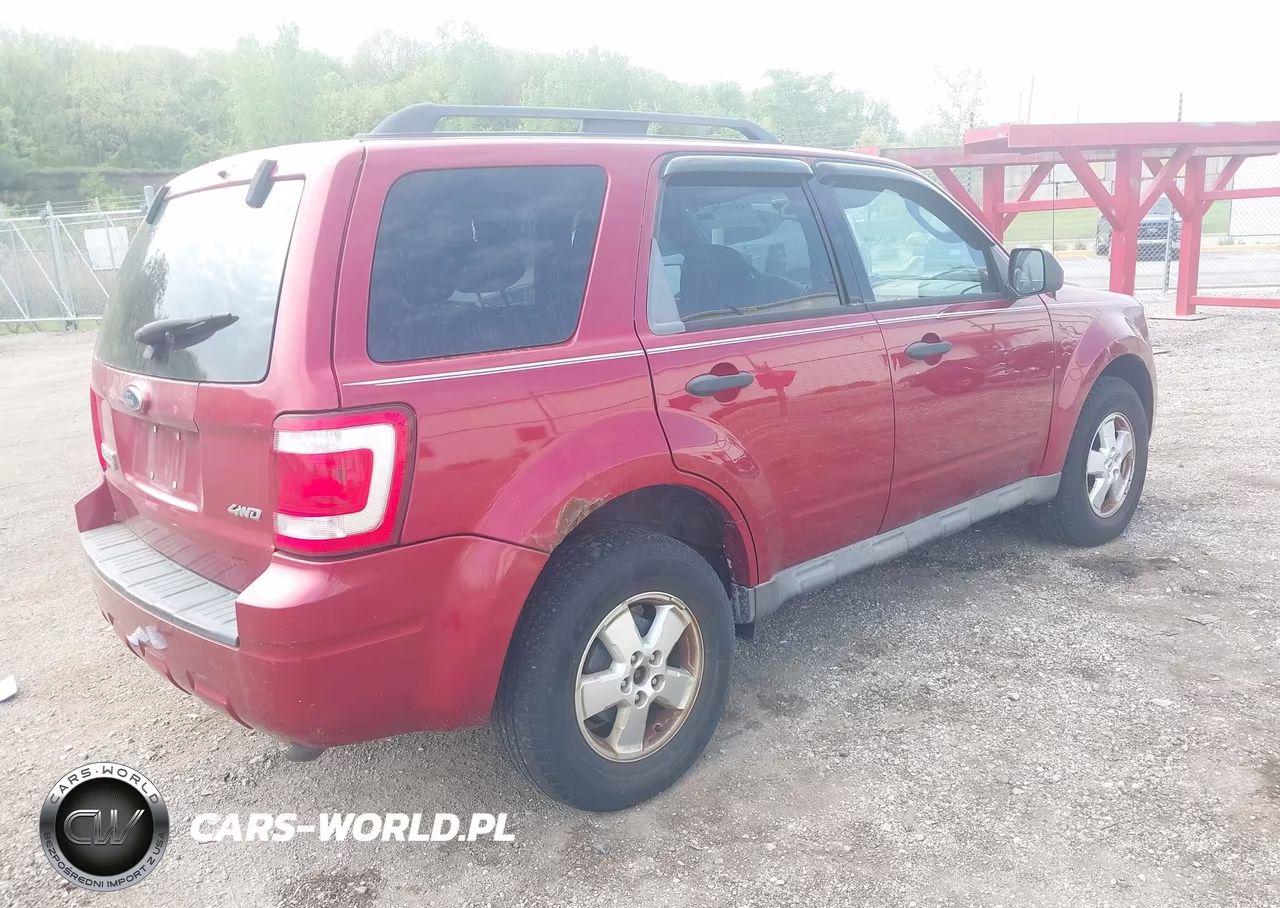 2009 Ford Escape Xlt VIN:1FMCU93G39KB13646 - 4