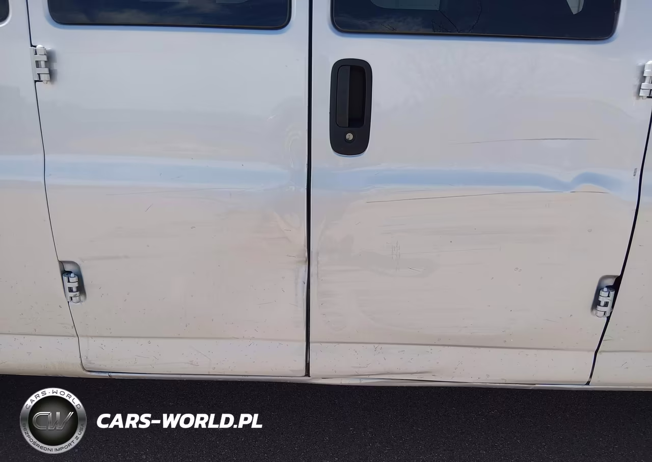 2018 Chevrolet Express 3500 Lt VIN:1GAZGPFGXJ1300486 - 14