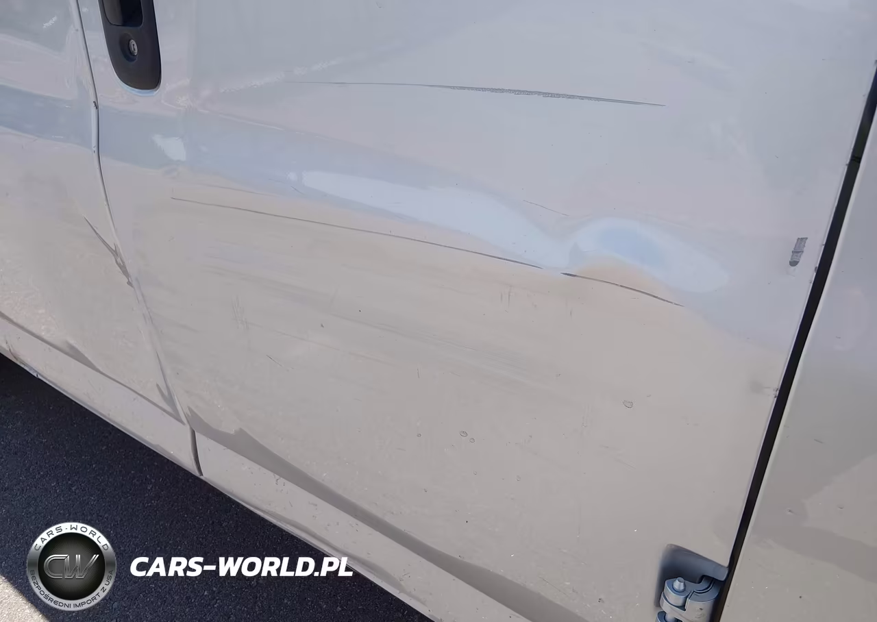 2018 Chevrolet Express 3500 Lt VIN:1GAZGPFGXJ1300486 - 16