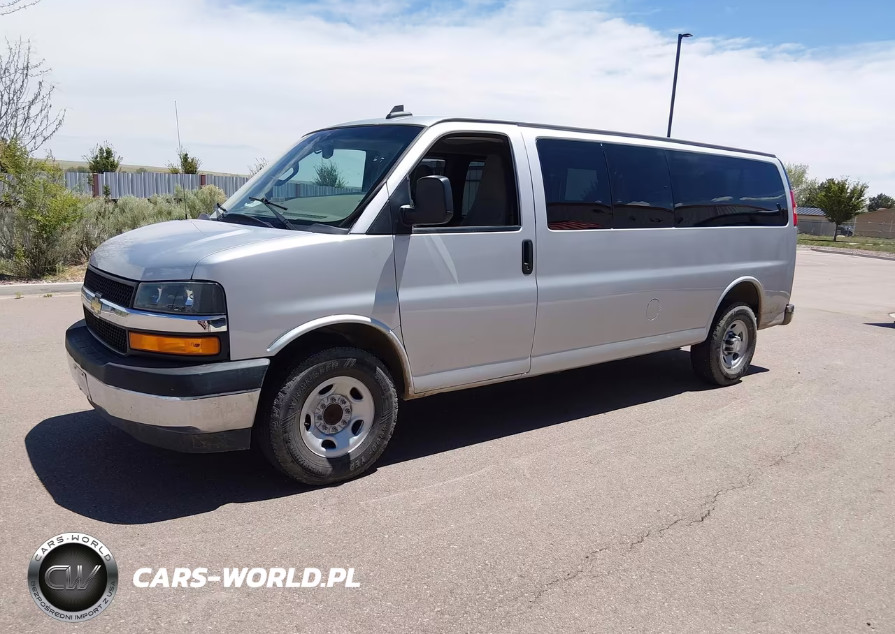 2018 Chevrolet Express 3500 Lt VIN:1GAZGPFGXJ1300486 - 2