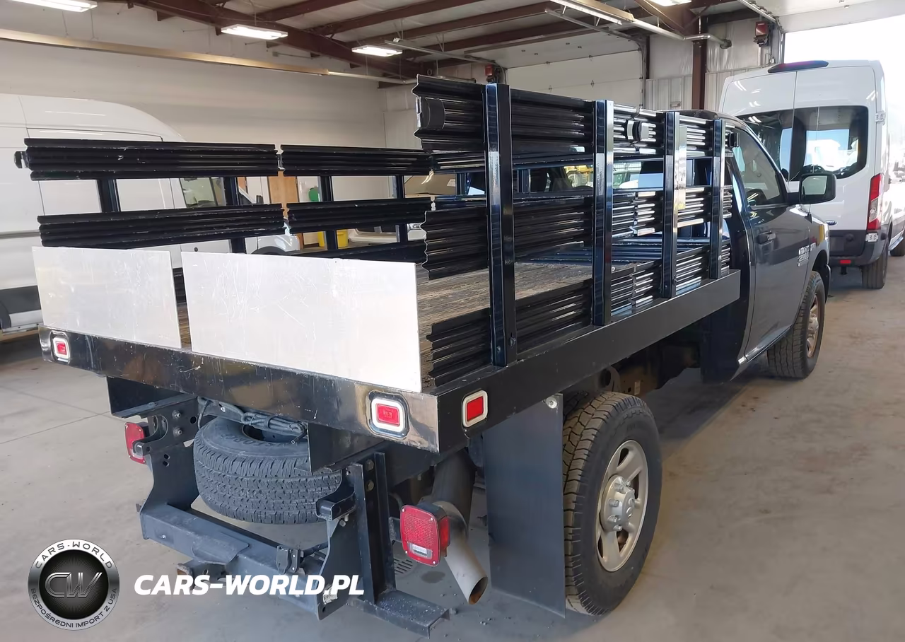 2016 Ram 2500 Tradesman VIN:3C7WR4AJXGG386921 - 4