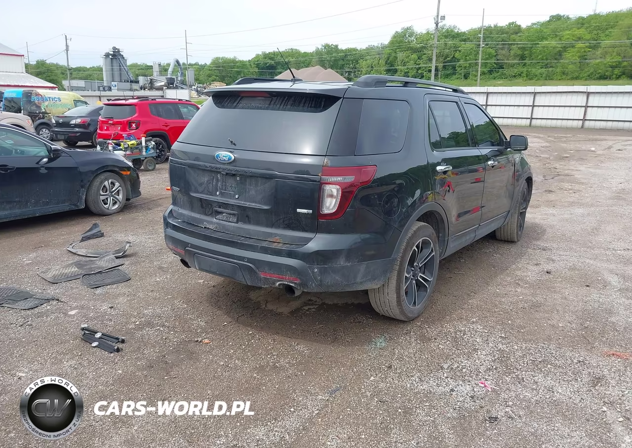 2013 Ford Explorer Sport VIN:1FM5K8GT9DGC02746 - 4