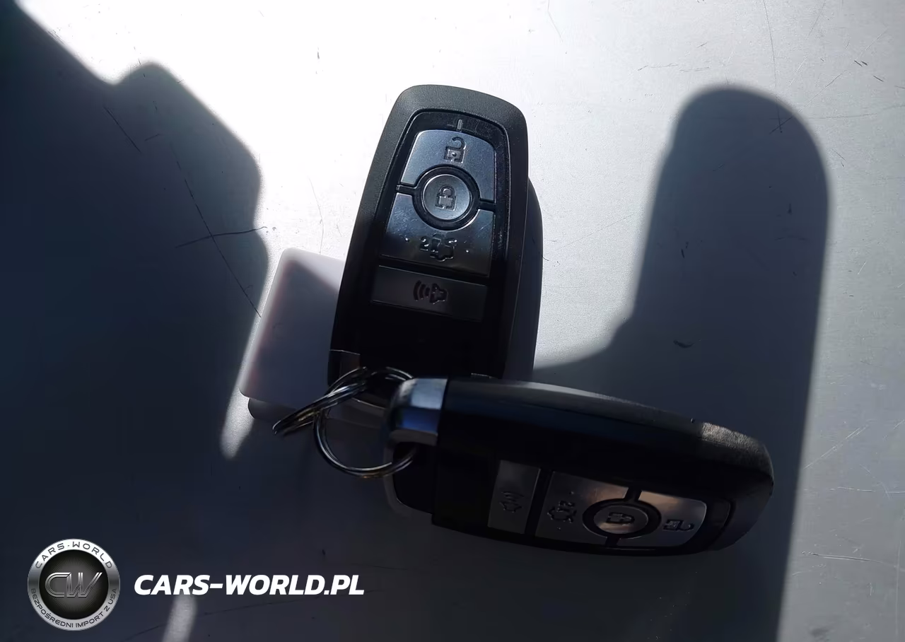 2018 Ford Fusion Hybrid S VIN:3FA6P0UU5JR209468 - 11