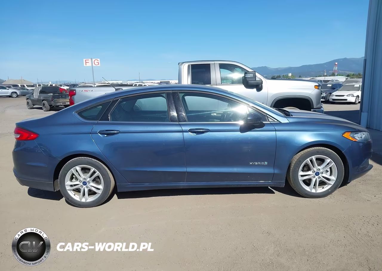 2018 Ford Fusion Hybrid S VIN:3FA6P0UU5JR209468 - 13